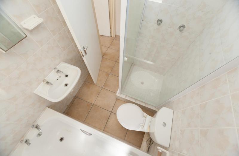 To Let 2 Bedroom Property for Rent in Vredekloof Western Cape